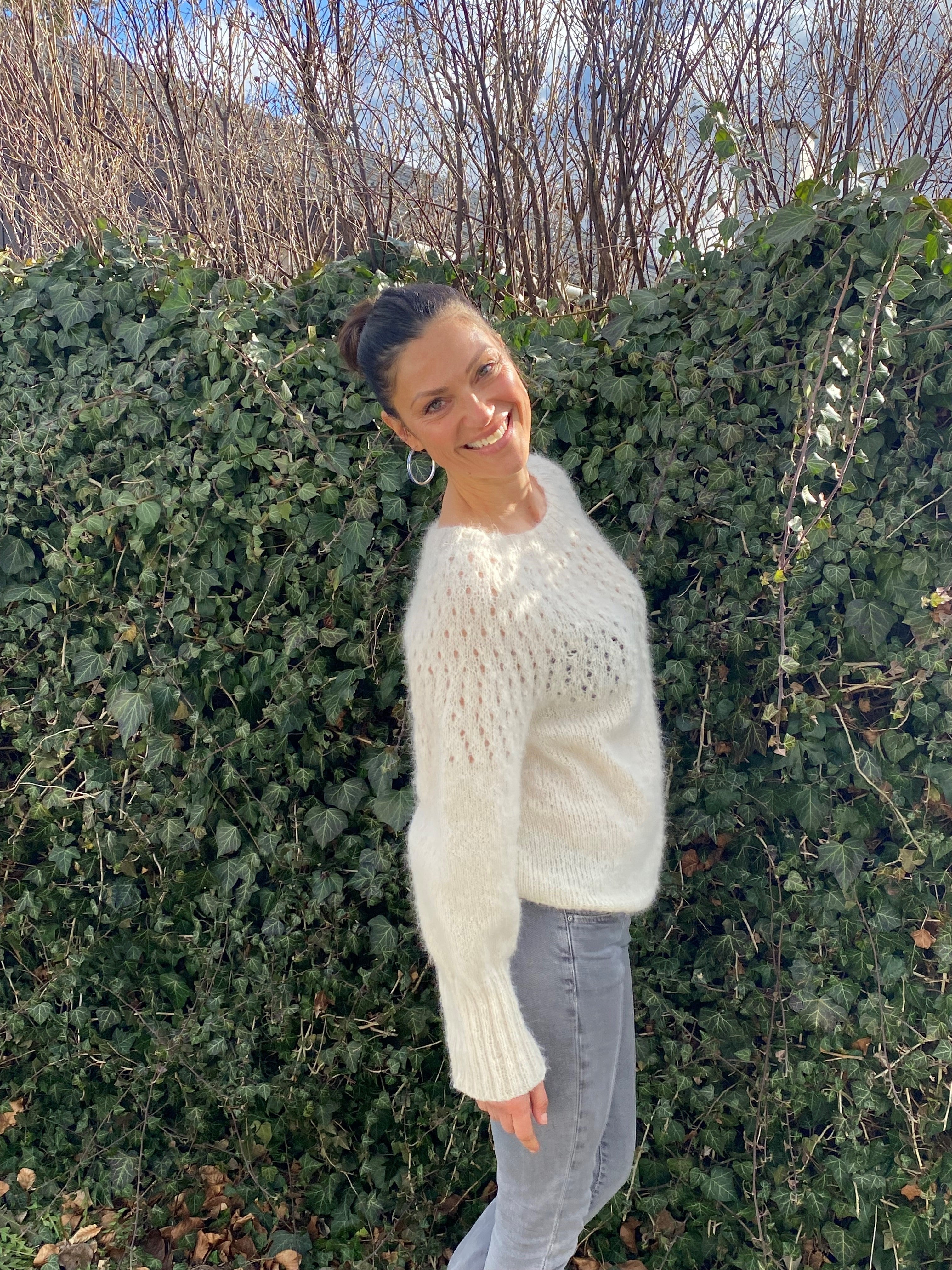 KIT FOR "SWEATER H"